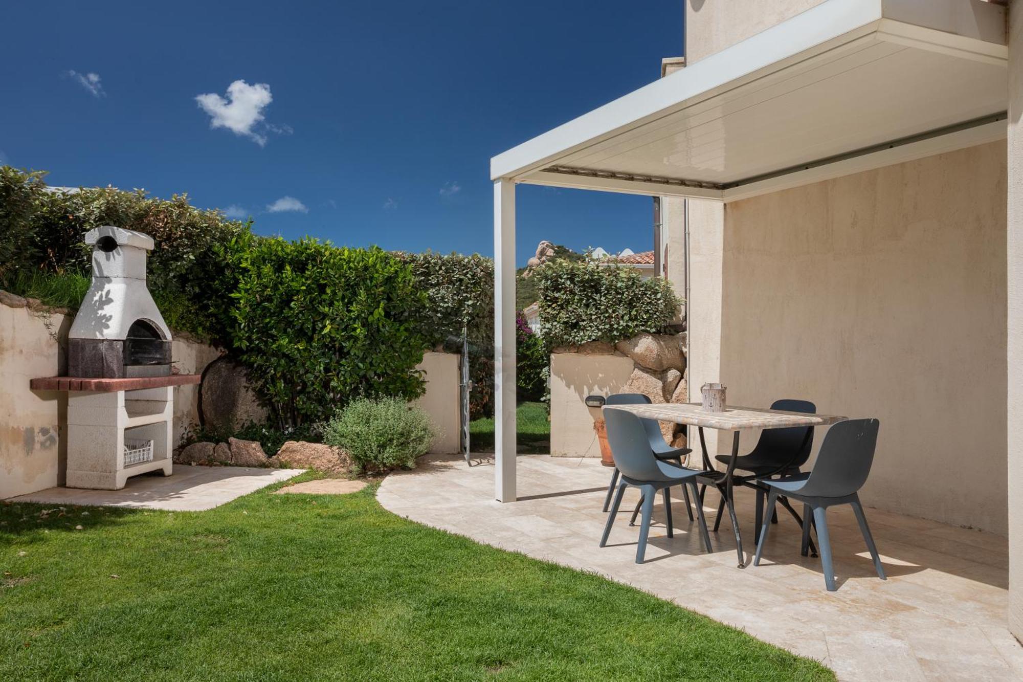 Le Maree Apartments Cannigione Bagian luar foto