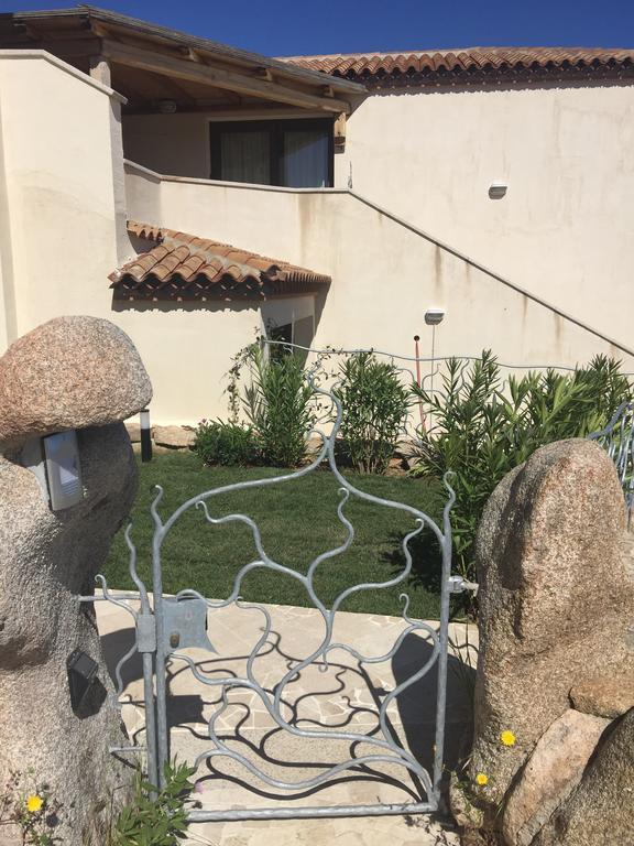 Le Maree Apartments Cannigione Bagian luar foto