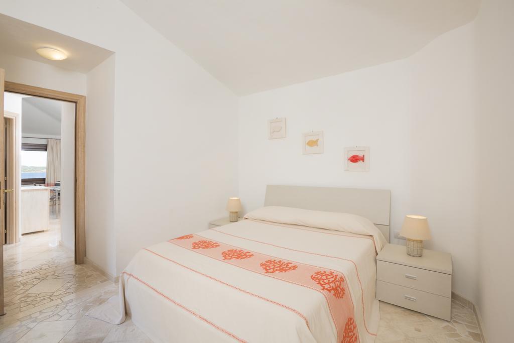 Le Maree Apartments Cannigione Bagian luar foto