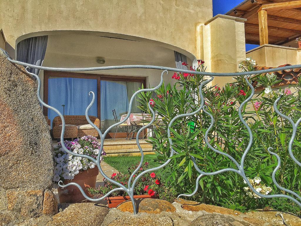 Le Maree Apartments Cannigione Bagian luar foto